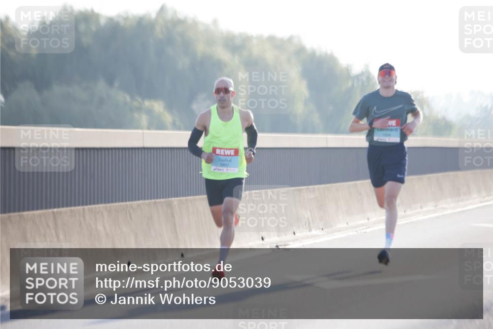 03.10.2025 - Köhlbrandbrückenlauf Jannik Wohlers http://msf.ph/oto/9053039 03.10.2025 09:10:36 Position 3 3807, 1008 meine-sportfotos.de