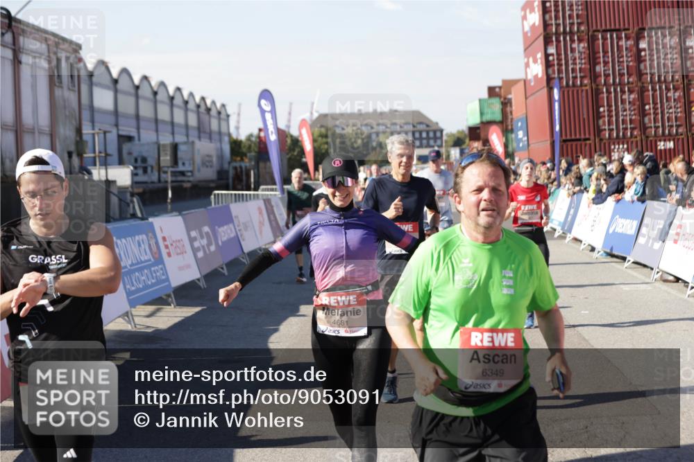 03.10.2025 - Köhlbrandbrückenlauf Jannik Wohlers http://msf.ph/oto/9053091 03.10.2025 13:09:21 Ziel 4129, 4134, 4212, 4334, 4377, 4486, 4681, 4901, 5061, 5352, 5740, 6037, 6062, 6349, 6562, 6661, 6743 meine-sportfotos.de
