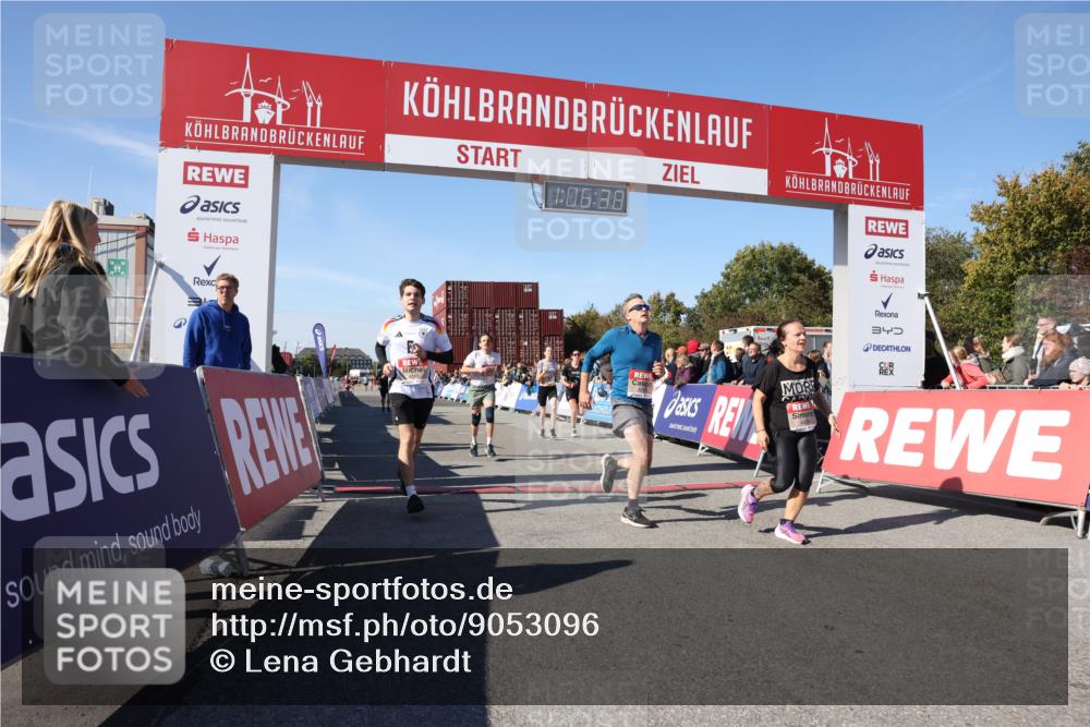 03.10.2025 - Köhlbrandbrückenlauf Lena Gebhardt http://msf.ph/oto/9053096 03.10.2025 13:06:39 Ziel 4015, 4026, 4122, 4151, 4312, 4396, 4405, 5798, 5971, 6061, 6256, 6721 meine-sportfotos.de