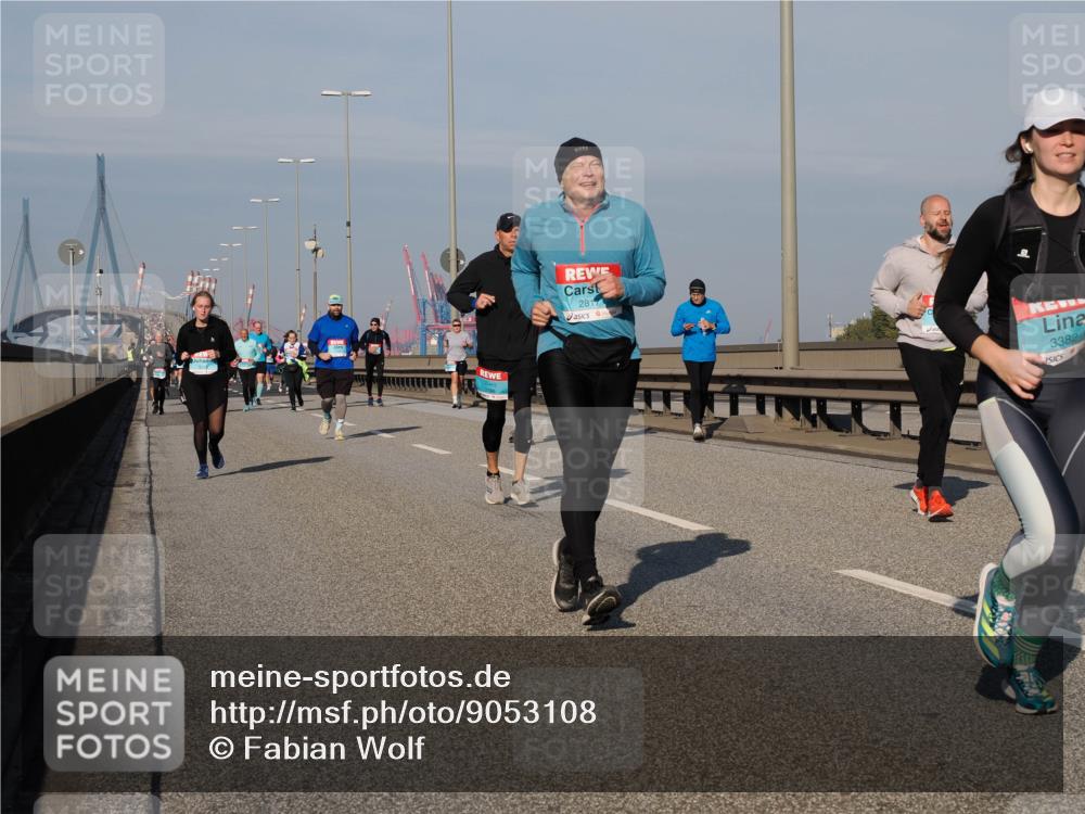 03.10.2025 - Köhlbrandbrückenlauf Fabian Wolf http://msf.ph/oto/9053108 03.10.2025 10:02:26 Position 3 2817, 3382 meine-sportfotos.de