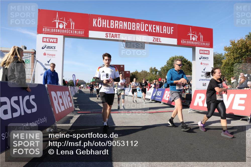 03.10.2025 - Köhlbrandbrückenlauf Lena Gebhardt http://msf.ph/oto/9053112 03.10.2025 13:06:39 Ziel 4015, 4026, 4122, 4151, 4312, 4396, 4405, 5798, 5971, 6061, 6256, 6721 meine-sportfotos.de