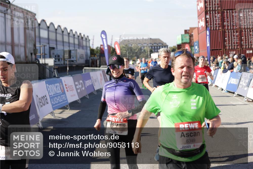 03.10.2025 - Köhlbrandbrückenlauf Jannik Wohlers http://msf.ph/oto/9053113 03.10.2025 13:09:21 Ziel 4129, 4134, 4212, 4334, 4377, 4486, 4681, 4901, 5061, 5352, 5740, 6037, 6062, 6349, 6562, 6661, 6743 meine-sportfotos.de