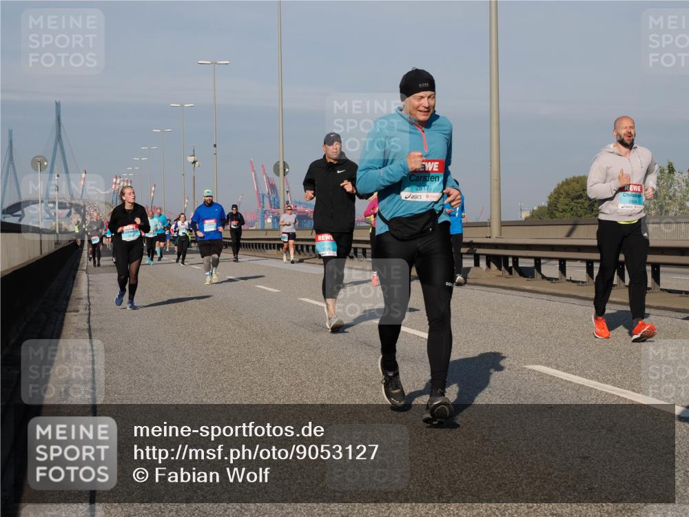03.10.2025 - Köhlbrandbrückenlauf Fabian Wolf http://msf.ph/oto/9053127 03.10.2025 10:02:26 Position 3 2817, 2424 meine-sportfotos.de