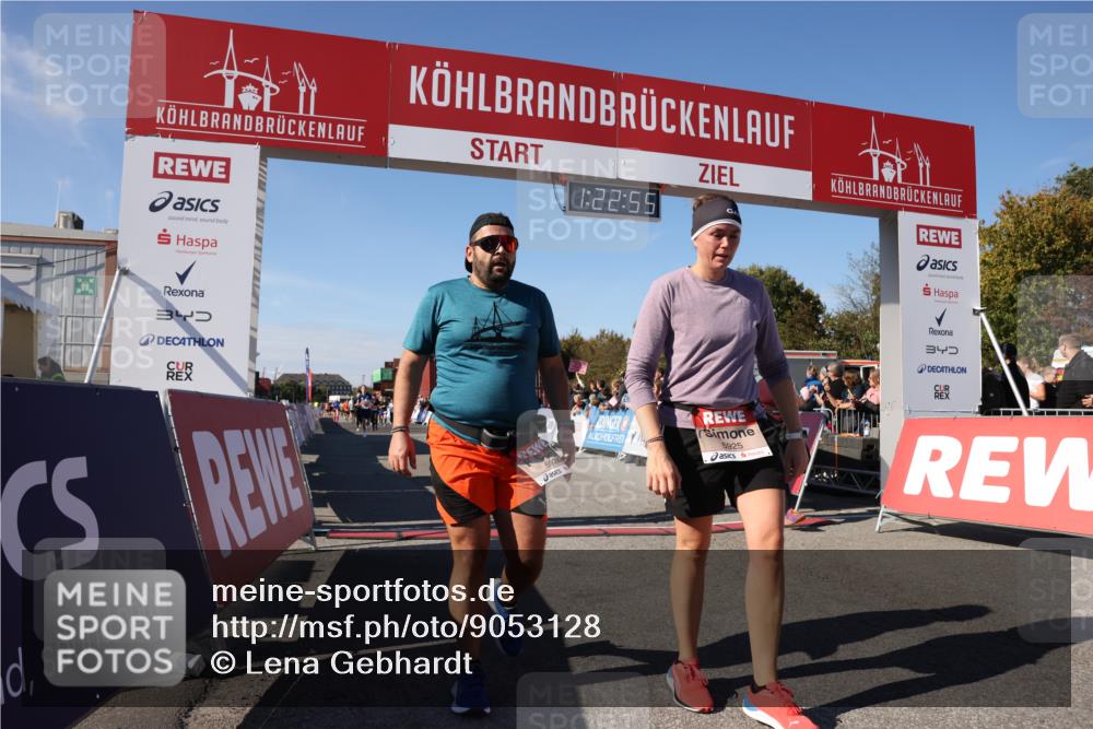 03.10.2025 - Köhlbrandbrückenlauf Lena Gebhardt http://msf.ph/oto/9053128 03.10.2025 13:22:55 Ziel 4602, 4603, 5046, 5189, 5812, 5924, 5925, 6027 meine-sportfotos.de