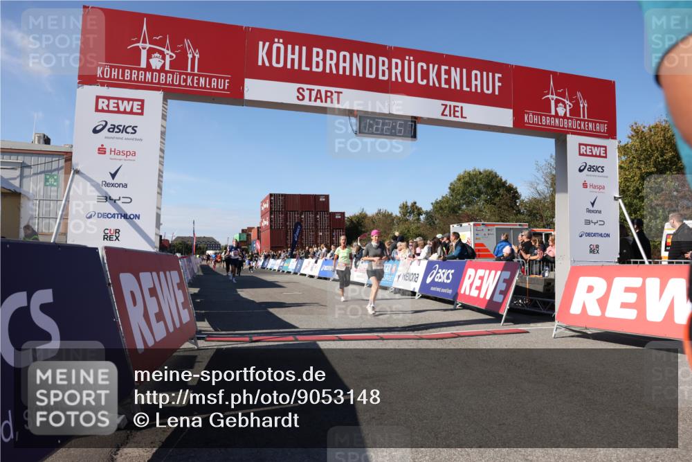 03.10.2025 - Köhlbrandbrückenlauf Lena Gebhardt http://msf.ph/oto/9053148 03.10.2025 13:22:57 Ziel 4602, 4603, 5046, 5189, 5812, 5924, 5925, 6027 meine-sportfotos.de