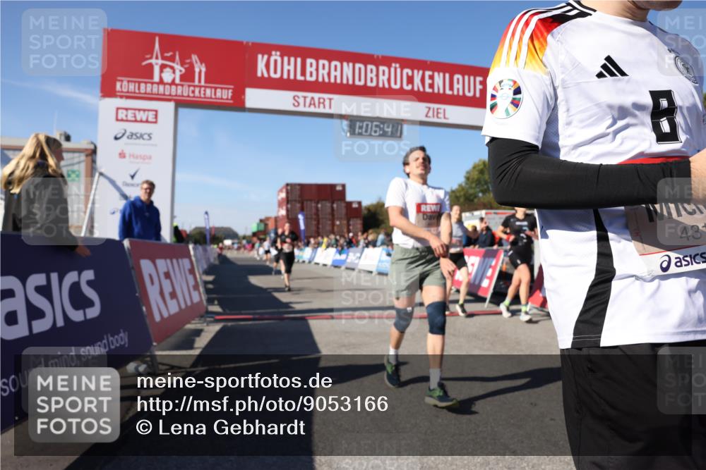 03.10.2025 - Köhlbrandbrückenlauf Lena Gebhardt http://msf.ph/oto/9053166 03.10.2025 13:06:41 Ziel 4015, 4026, 4122, 4151, 4312, 4405, 5798, 5971, 6061, 6089, 6256, 6721 meine-sportfotos.de