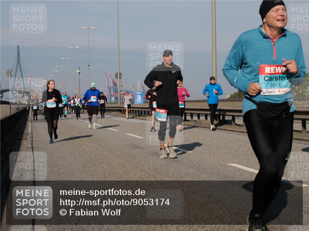 03.10.2025 - Köhlbrandbrückenlauf Fabian Wolf http://msf.ph/oto/9053174 03.10.2025 10:02:27 Position 3 3786, 2817 meine-sportfotos.de