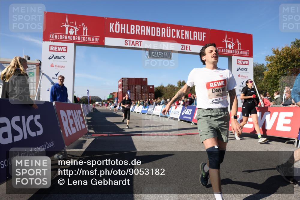 03.10.2025 - Köhlbrandbrückenlauf Lena Gebhardt http://msf.ph/oto/9053182 03.10.2025 13:06:41 Ziel 4015, 4026, 4122, 4151, 4312, 4405, 5798, 5971, 6061, 6089, 6256, 6721 meine-sportfotos.de