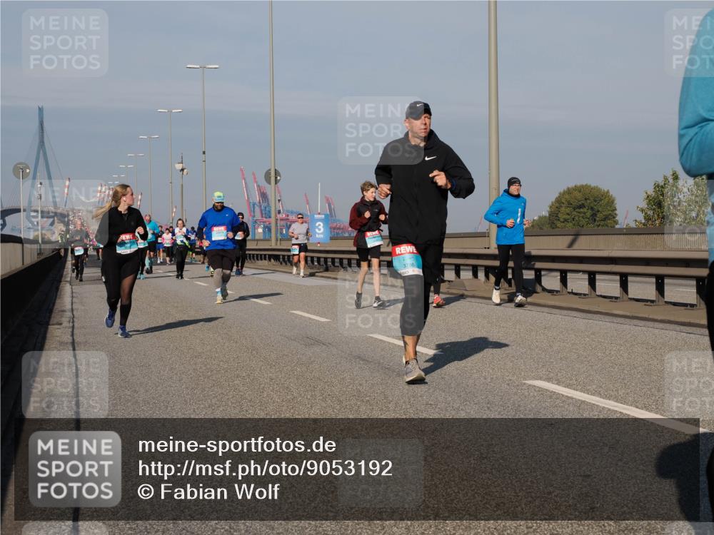 03.10.2025 - Köhlbrandbrückenlauf Fabian Wolf http://msf.ph/oto/9053192 03.10.2025 10:02:28 Position 3 3786 meine-sportfotos.de