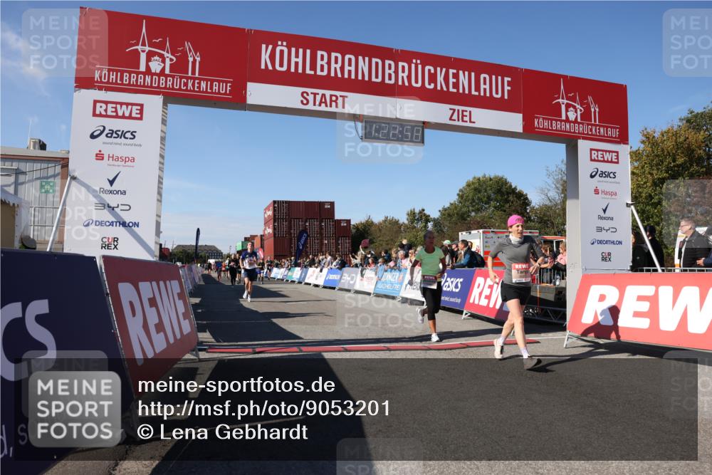 03.10.2025 - Köhlbrandbrückenlauf Lena Gebhardt http://msf.ph/oto/9053201 03.10.2025 13:22:59 Ziel 4350, 4602, 4603, 4964, 4987, 5046, 5189, 5812, 5924, 5925, 6027, 6070 meine-sportfotos.de