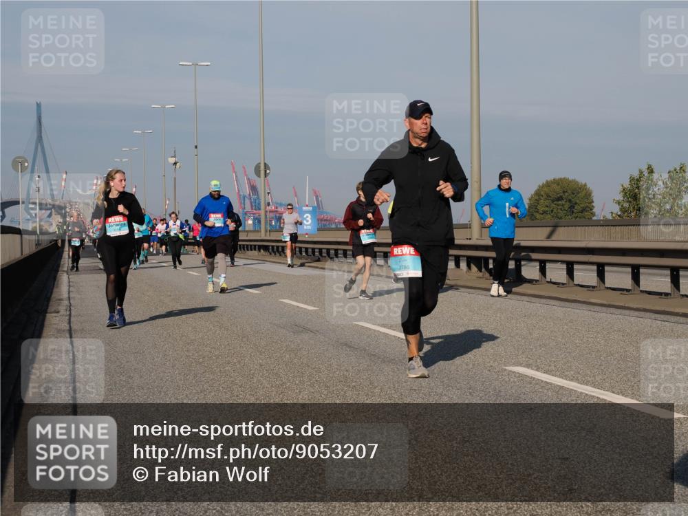 03.10.2025 - Köhlbrandbrückenlauf Fabian Wolf http://msf.ph/oto/9053207 03.10.2025 10:02:28 Position 3 3786 meine-sportfotos.de