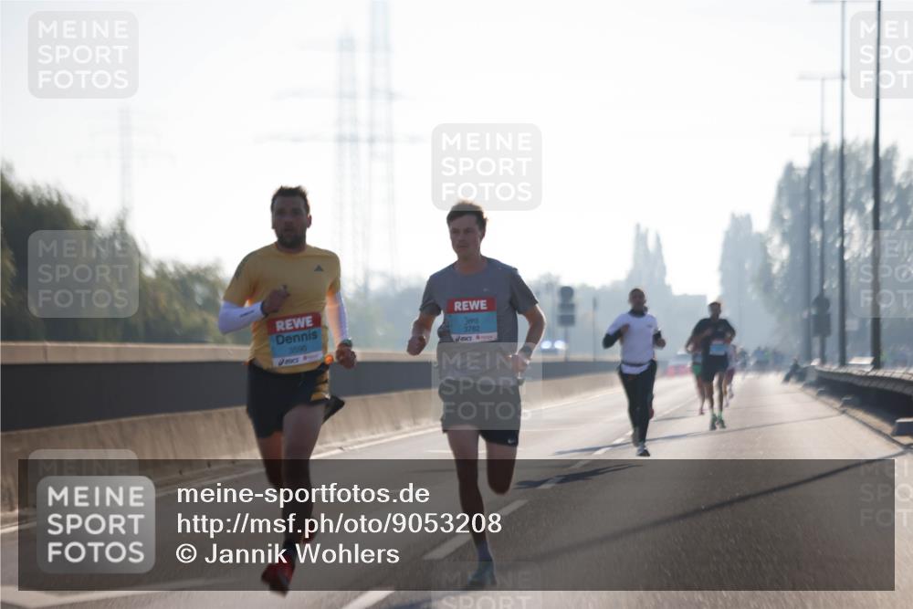 03.10.2025 - Köhlbrandbrückenlauf Jannik Wohlers http://msf.ph/oto/9053208 03.10.2025 09:10:39 Position 3 3590, 3782 meine-sportfotos.de