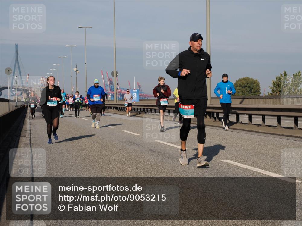 03.10.2025 - Köhlbrandbrückenlauf Fabian Wolf http://msf.ph/oto/9053215 03.10.2025 10:02:28 Position 3 3786 meine-sportfotos.de