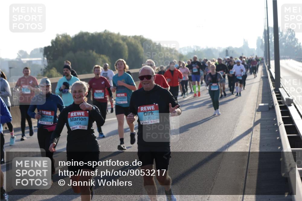 03.10.2025 - Köhlbrandbrückenlauf Jannik Wohlers http://msf.ph/oto/9053217 03.10.2025 09:19:50 Position 3 2079, 1304, 1303 meine-sportfotos.de