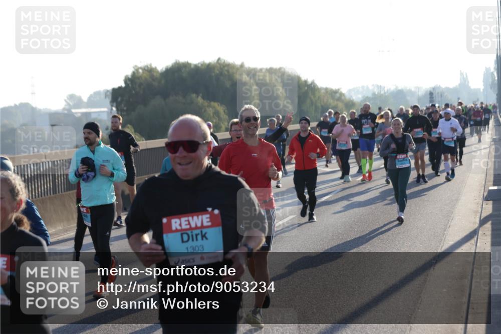 03.10.2025 - Köhlbrandbrückenlauf Jannik Wohlers http://msf.ph/oto/9053234 03.10.2025 09:19:51 Position 3 1303 meine-sportfotos.de