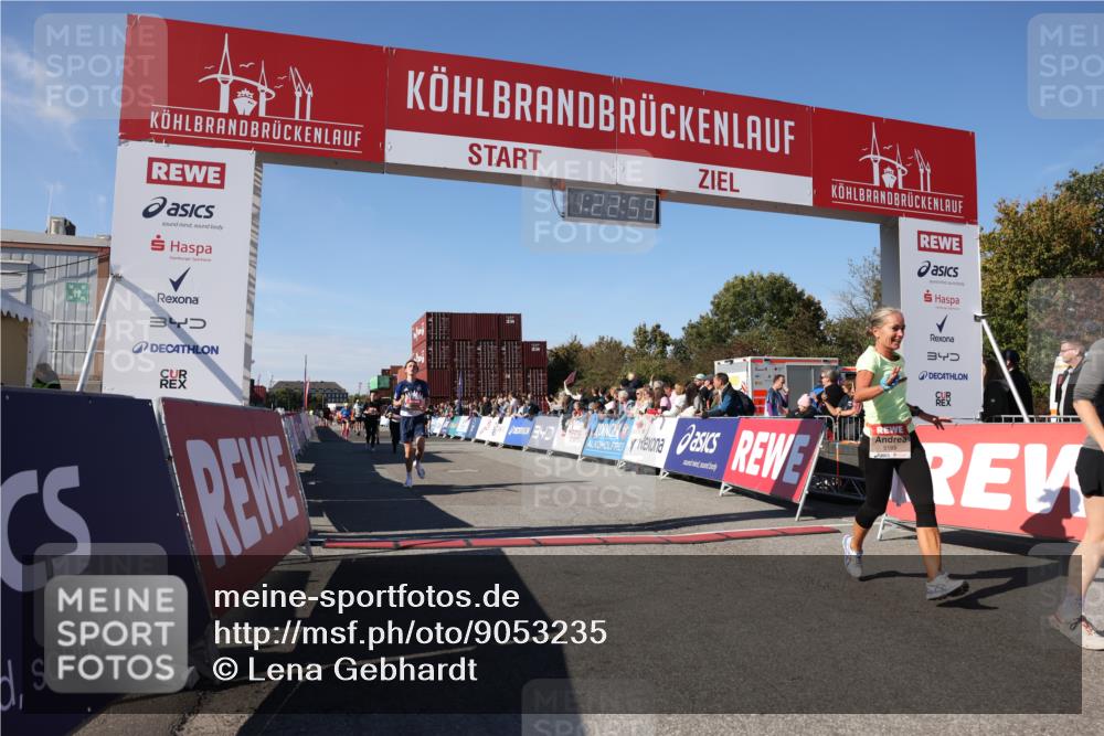 03.10.2025 - Köhlbrandbrückenlauf Lena Gebhardt http://msf.ph/oto/9053235 03.10.2025 13:23:00 Ziel 4350, 4602, 4603, 4964, 4987, 5046, 5189, 5812, 5924, 5925, 6027, 6070 meine-sportfotos.de
