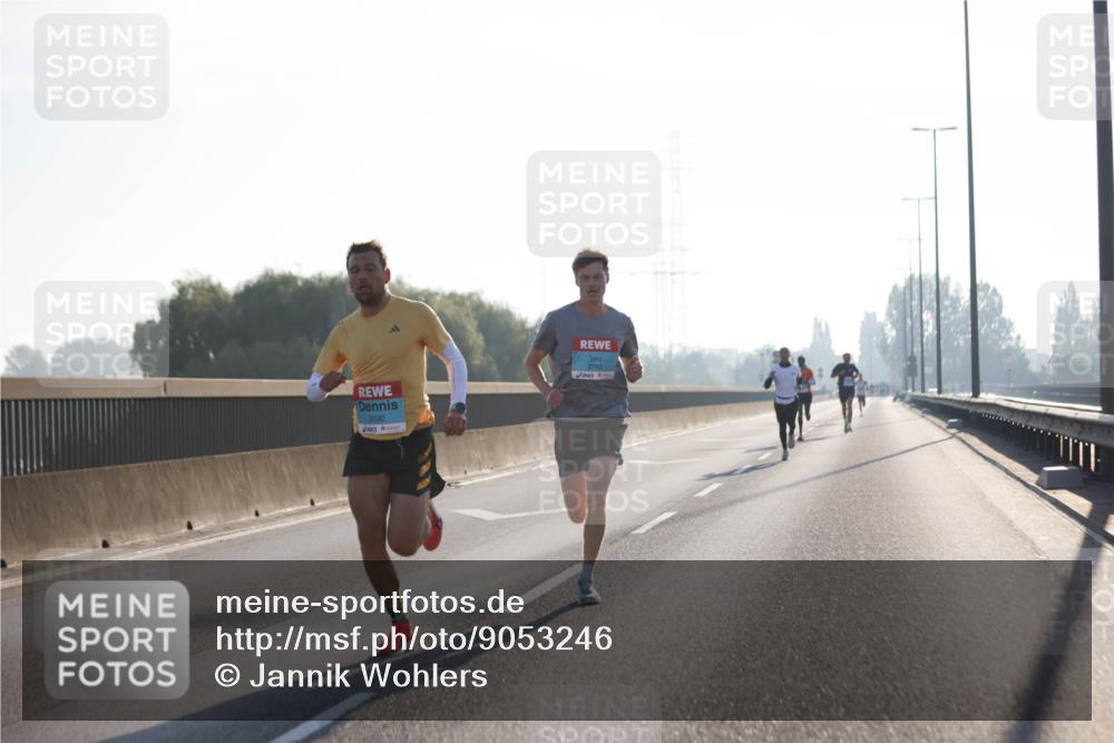 03.10.2025 - Köhlbrandbrückenlauf Jannik Wohlers http://msf.ph/oto/9053246 03.10.2025 09:10:41 Position 3 3590, 3782 meine-sportfotos.de