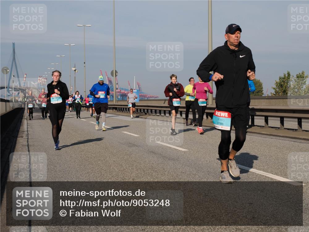 03.10.2025 - Köhlbrandbrückenlauf Fabian Wolf http://msf.ph/oto/9053248 03.10.2025 10:02:29 Position 3 3786 meine-sportfotos.de