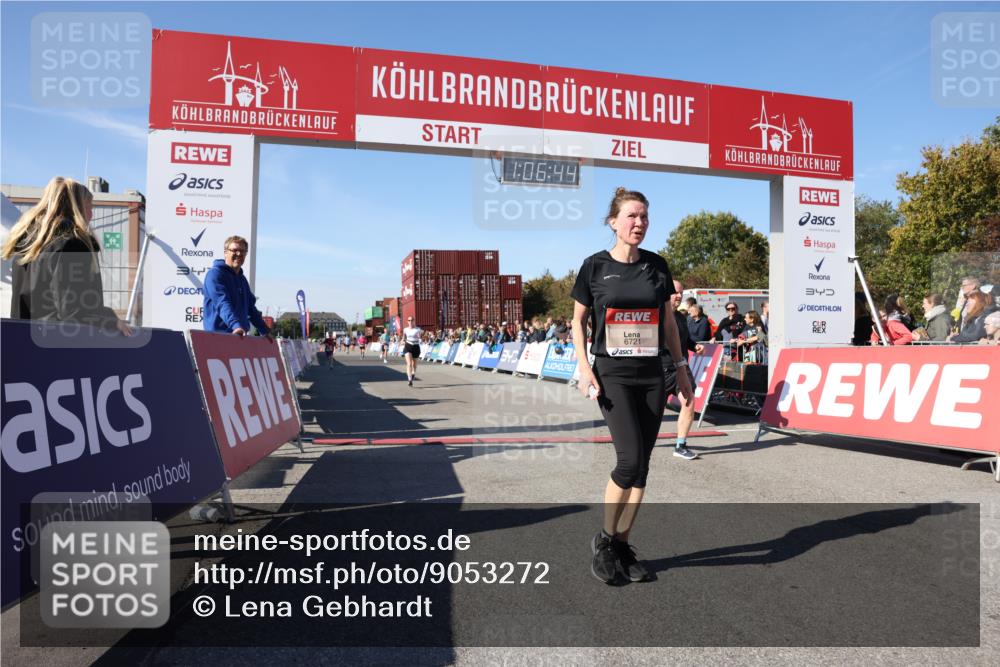 03.10.2025 - Köhlbrandbrückenlauf Lena Gebhardt http://msf.ph/oto/9053272 03.10.2025 13:06:44 Ziel 4026, 4151, 4312, 4405, 5798, 5971, 6056, 6061, 6089, 6256, 6721 meine-sportfotos.de