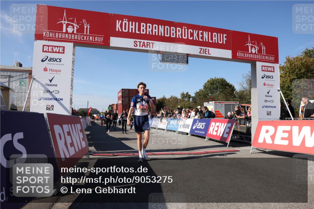 03.10.2025 - Köhlbrandbrückenlauf Lena Gebhardt http://msf.ph/oto/9053275 03.10.2025 13:23:02 Ziel 4350, 4964, 4987, 5046, 5189, 5712, 5812, 5924, 5925, 6027, 6070, 6071 meine-sportfotos.de
