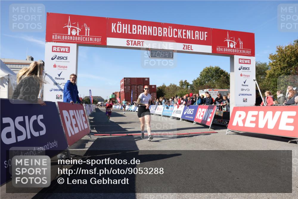 03.10.2025 - Köhlbrandbrückenlauf Lena Gebhardt http://msf.ph/oto/9053288 03.10.2025 13:06:47 Ziel 4026, 4312, 4405, 5798, 5963, 5971, 6056, 6061, 6089, 6256, 6721, 6745 meine-sportfotos.de