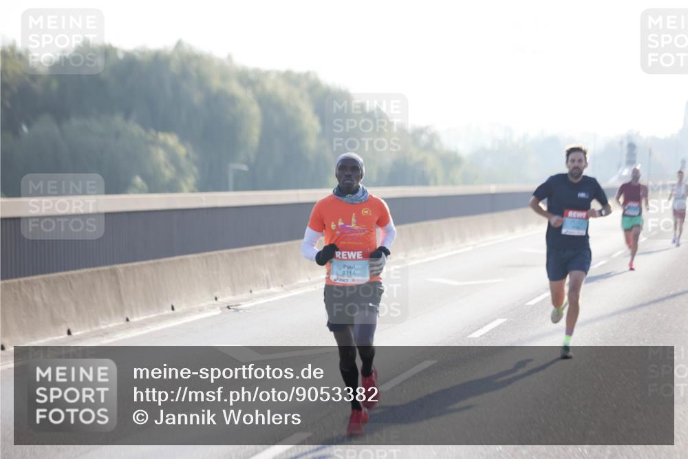 03.10.2025 - Köhlbrandbrückenlauf Jannik Wohlers http://msf.ph/oto/9053382 03.10.2025 09:10:48 Position 3 3714 meine-sportfotos.de