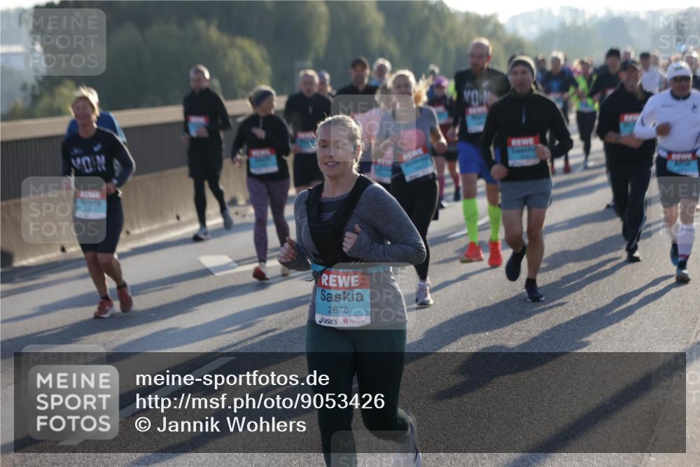 03.10.2025 - Köhlbrandbrückenlauf Jannik Wohlers http://msf.ph/oto/9053426 03.10.2025 09:19:55 Position 3 2678 meine-sportfotos.de