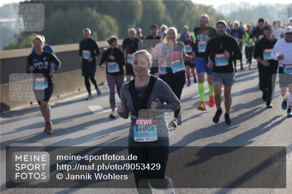 03.10.2025 - Köhlbrandbrückenlauf Jannik Wohlers http://msf.ph/oto/9053429 03.10.2025 09:19:55 Position 3 2678 meine-sportfotos.de