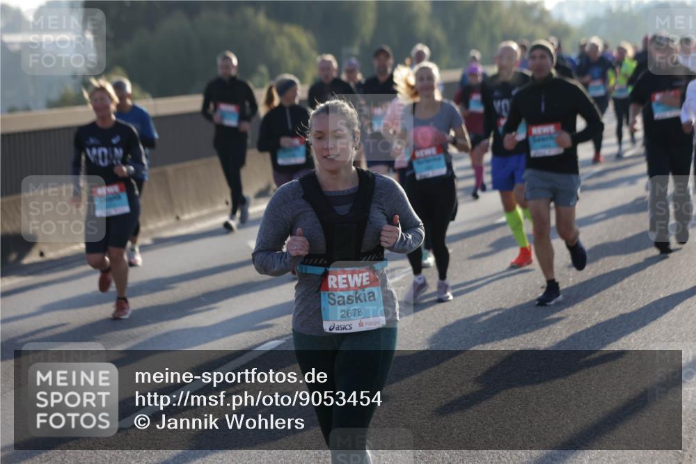 03.10.2025 - Köhlbrandbrückenlauf Jannik Wohlers http://msf.ph/oto/9053454 03.10.2025 09:19:55 Position 3 2678 meine-sportfotos.de