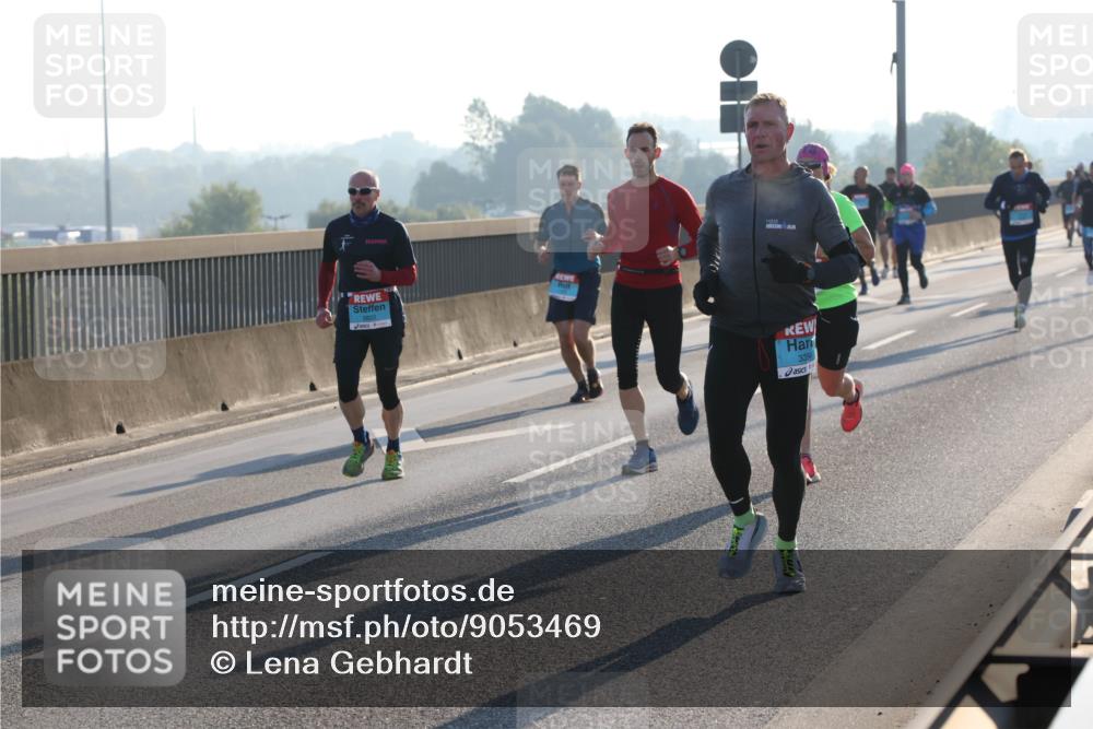 03.10.2025 - Köhlbrandbrückenlauf Lena Gebhardt http://msf.ph/oto/9053469 03.10.2025 09:16:04 Position 1 3354 meine-sportfotos.de