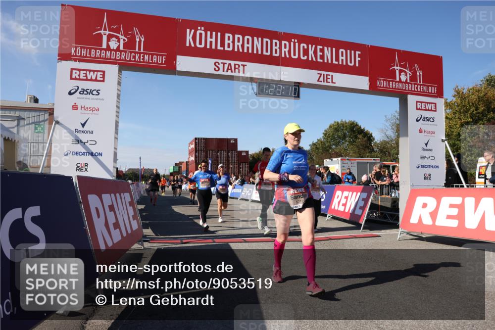 03.10.2025 - Köhlbrandbrückenlauf Lena Gebhardt http://msf.ph/oto/9053519 03.10.2025 13:23:10 Ziel 4339, 4350, 4553, 4904, 4905, 4964, 4987, 5076, 5573, 5712, 5716, 5812, 6070, 6071, 6652 meine-sportfotos.de