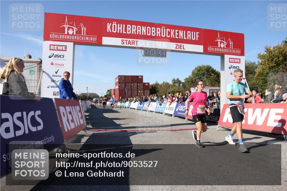 03.10.2025 - Köhlbrandbrückenlauf Lena Gebhardt http://msf.ph/oto/9053527 03.10.2025 13:06:55 Ziel 4152, 4249, 5963, 6056, 6089, 6745, 6799 meine-sportfotos.de
