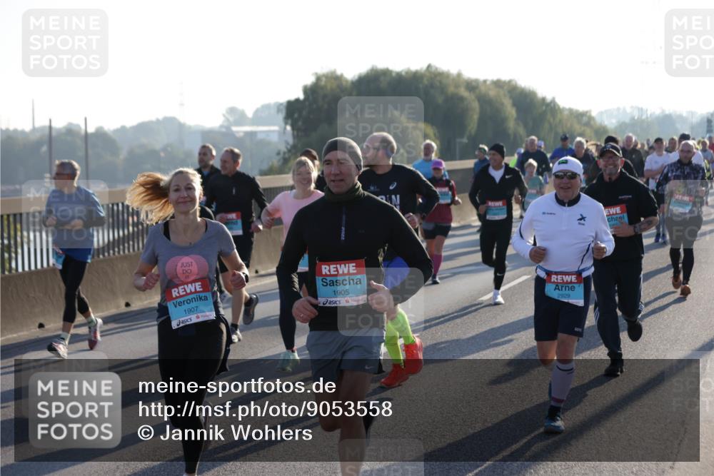 03.10.2025 - Köhlbrandbrückenlauf Jannik Wohlers http://msf.ph/oto/9053558 03.10.2025 09:19:57 Position 3 1907, 1905, 2929 meine-sportfotos.de