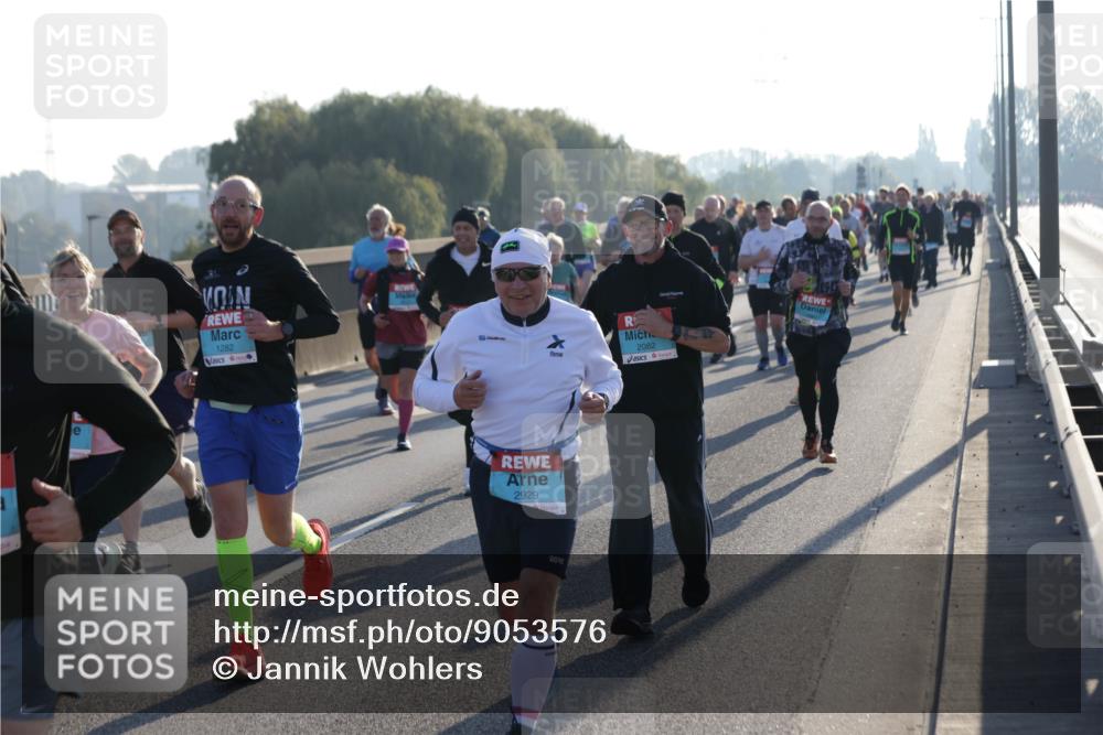 03.10.2025 - Köhlbrandbrückenlauf Jannik Wohlers http://msf.ph/oto/9053576 03.10.2025 09:19:58 Position 3 1282, 2929, 2082 meine-sportfotos.de