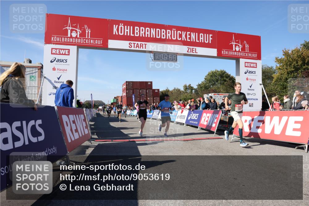 03.10.2025 - Köhlbrandbrückenlauf Lena Gebhardt http://msf.ph/oto/9053619 03.10.2025 13:06:59 Ziel 4152, 4249, 4451, 4588, 5963, 6423, 6427, 6745, 6799, 6822 meine-sportfotos.de