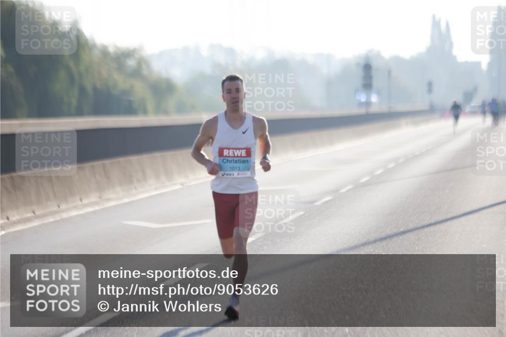 03.10.2025 - Köhlbrandbrückenlauf Jannik Wohlers http://msf.ph/oto/9053626 03.10.2025 09:10:56 Position 3 1013 meine-sportfotos.de