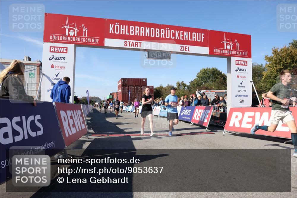 03.10.2025 - Köhlbrandbrückenlauf Lena Gebhardt http://msf.ph/oto/9053637 03.10.2025 13:07:00 Ziel 4152, 4249, 4451, 4588, 4804, 5963, 6065, 6423, 6427, 6745, 6799, 6822 meine-sportfotos.de