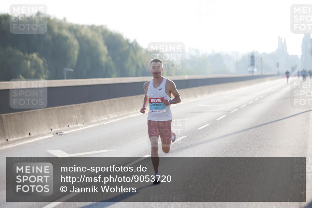 03.10.2025 - Köhlbrandbrückenlauf Jannik Wohlers http://msf.ph/oto/9053720 03.10.2025 09:10:57 Position 3 1013 meine-sportfotos.de