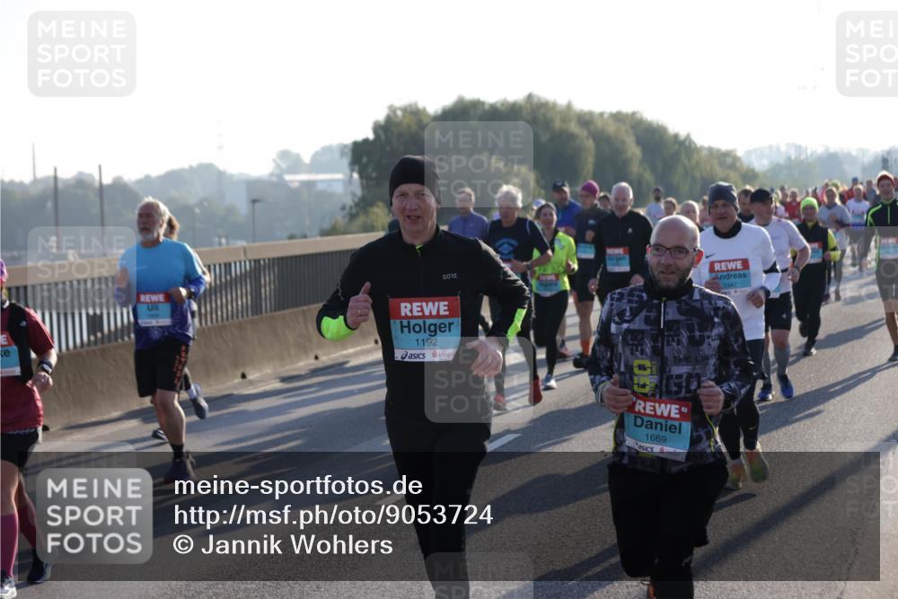 03.10.2025 - Köhlbrandbrückenlauf Jannik Wohlers http://msf.ph/oto/9053724 03.10.2025 09:20:01 Position 3 1192, 1947, 1669 meine-sportfotos.de