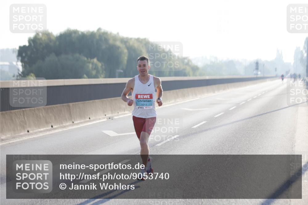 03.10.2025 - Köhlbrandbrückenlauf Jannik Wohlers http://msf.ph/oto/9053740 03.10.2025 09:10:58 Position 3 1013 meine-sportfotos.de
