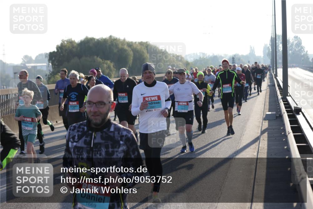 03.10.2025 - Köhlbrandbrückenlauf Jannik Wohlers http://msf.ph/oto/9053752 03.10.2025 09:20:02 Position 3 1669, 1947 meine-sportfotos.de