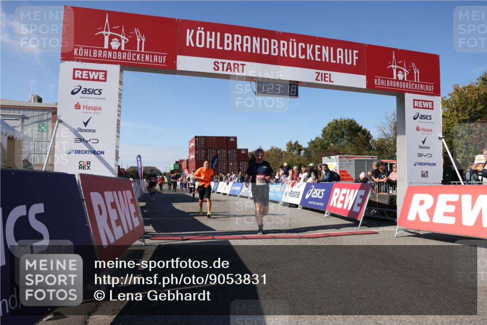 03.10.2025 - Köhlbrandbrückenlauf Lena Gebhardt http://msf.ph/oto/9053831 03.10.2025 13:23:18 Ziel 4339, 4553, 4904, 4905, 4911, 5076, 5573, 5712, 5716, 6277, 6618, 6619, 6652, 6653 meine-sportfotos.de