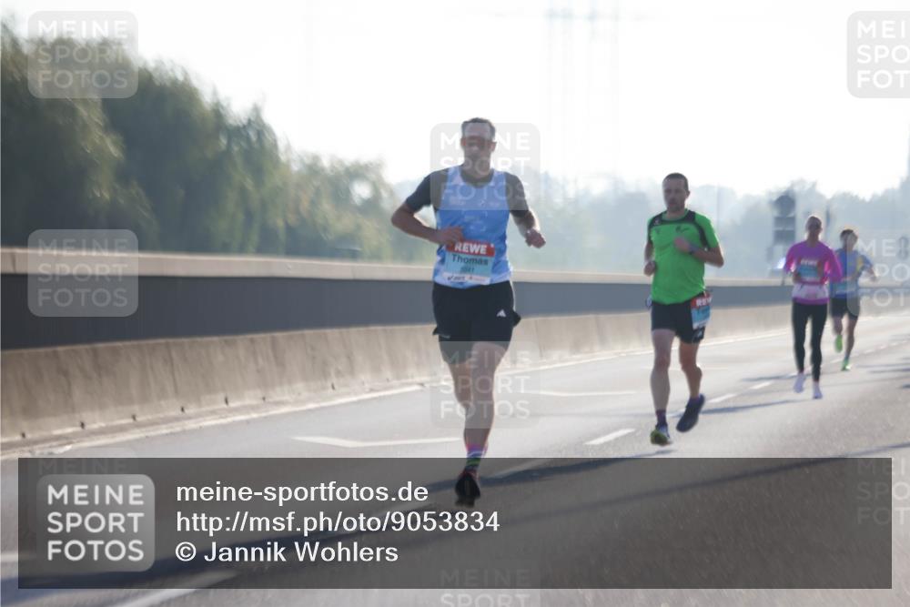 03.10.2025 - Köhlbrandbrückenlauf Jannik Wohlers http://msf.ph/oto/9053834 03.10.2025 09:11:29 Position 3 1041 meine-sportfotos.de