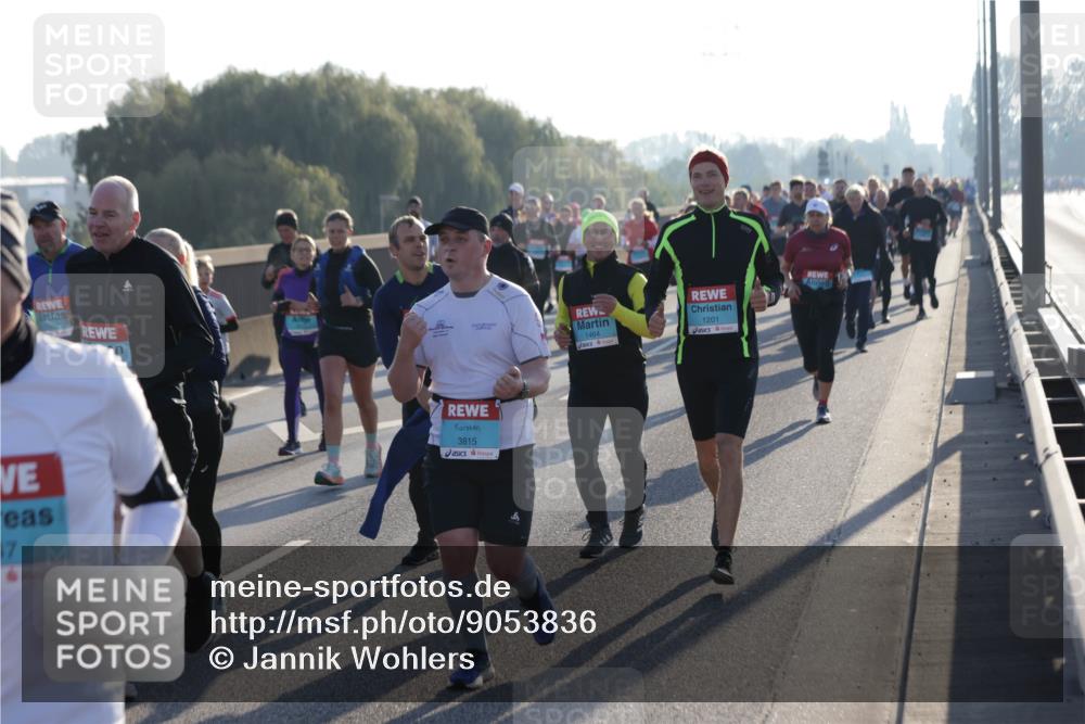 03.10.2025 - Köhlbrandbrückenlauf Jannik Wohlers http://msf.ph/oto/9053836 03.10.2025 09:20:04 Position 3 7, 3815, 1464, 1201 meine-sportfotos.de