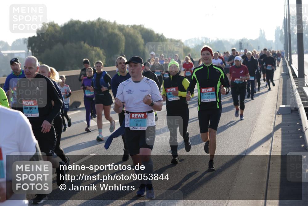 03.10.2025 - Köhlbrandbrückenlauf Jannik Wohlers http://msf.ph/oto/9053844 03.10.2025 09:20:04 Position 3 1848, 3815, 1464, 1201 meine-sportfotos.de