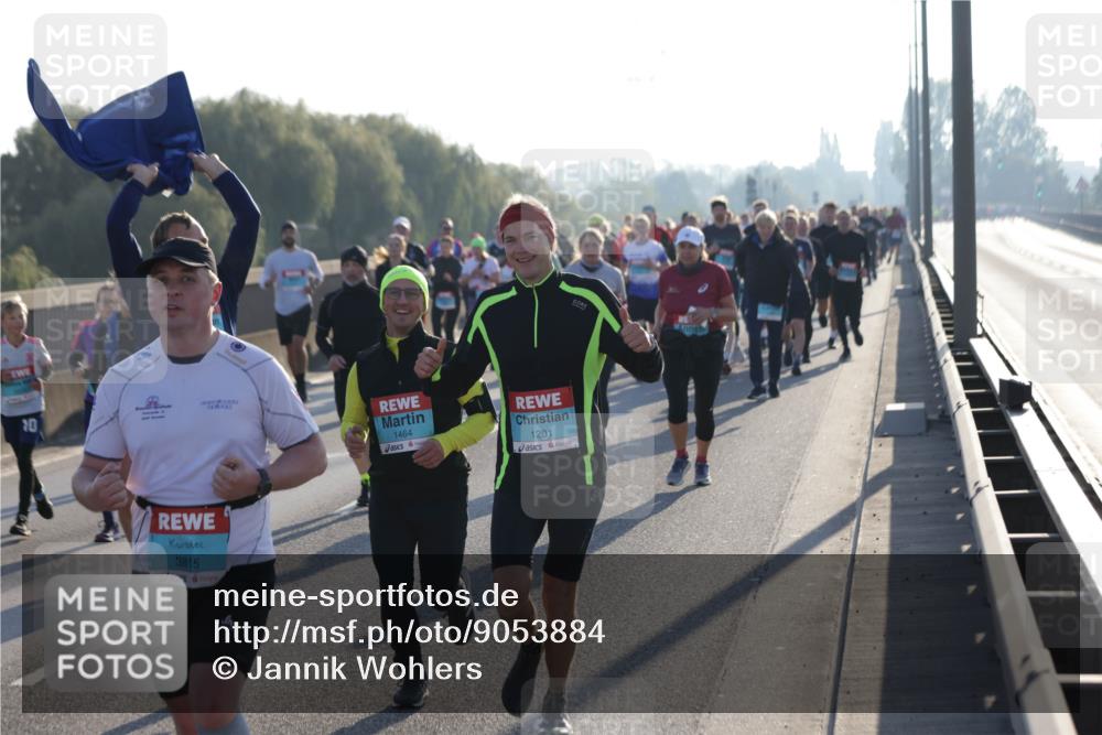 03.10.2025 - Köhlbrandbrückenlauf Jannik Wohlers http://msf.ph/oto/9053884 03.10.2025 09:20:04 Position 3 10, 1464, 1201, 3815 meine-sportfotos.de