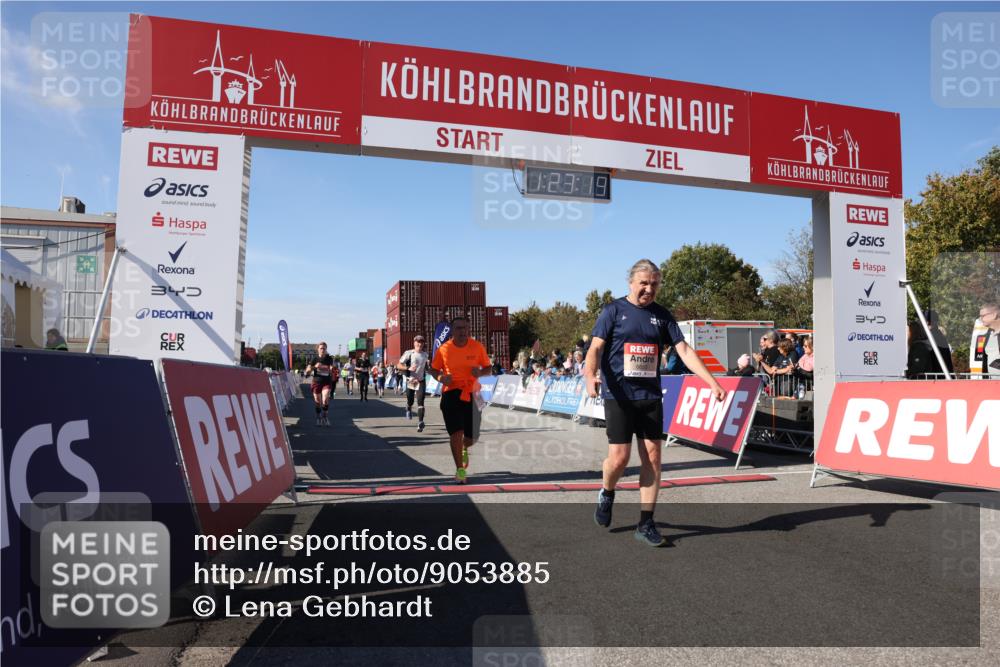 03.10.2025 - Köhlbrandbrückenlauf Lena Gebhardt http://msf.ph/oto/9053885 03.10.2025 13:23:20 Ziel 4339, 4553, 4905, 4911, 5076, 5573, 5716, 6277, 6291, 6618, 6619, 6652, 6653 meine-sportfotos.de