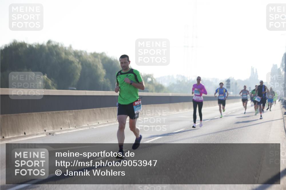 03.10.2025 - Köhlbrandbrückenlauf Jannik Wohlers http://msf.ph/oto/9053947 03.10.2025 09:11:33 Position 3  meine-sportfotos.de