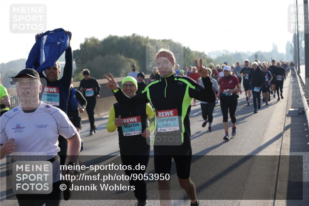 03.10.2025 - Köhlbrandbrückenlauf Jannik Wohlers http://msf.ph/oto/9053950 03.10.2025 09:20:05 Position 3 1558, 3815, 1464, 1201 meine-sportfotos.de