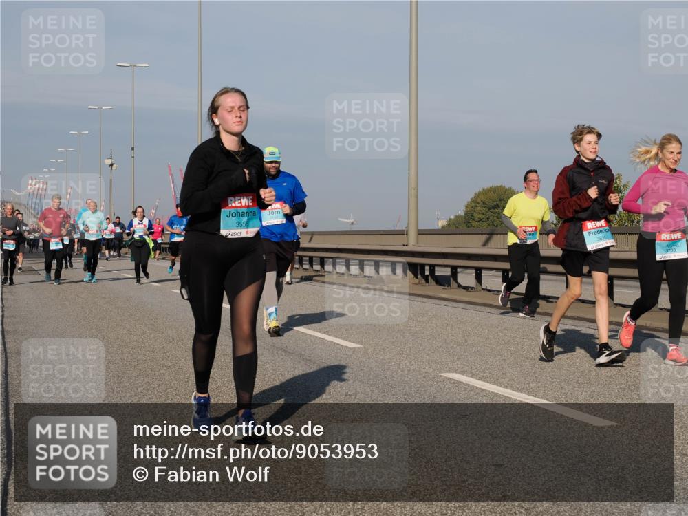 03.10.2025 - Köhlbrandbrückenlauf Fabian Wolf http://msf.ph/oto/9053953 03.10.2025 10:02:32 Position 3 3555, 3635, 3783, 5 meine-sportfotos.de